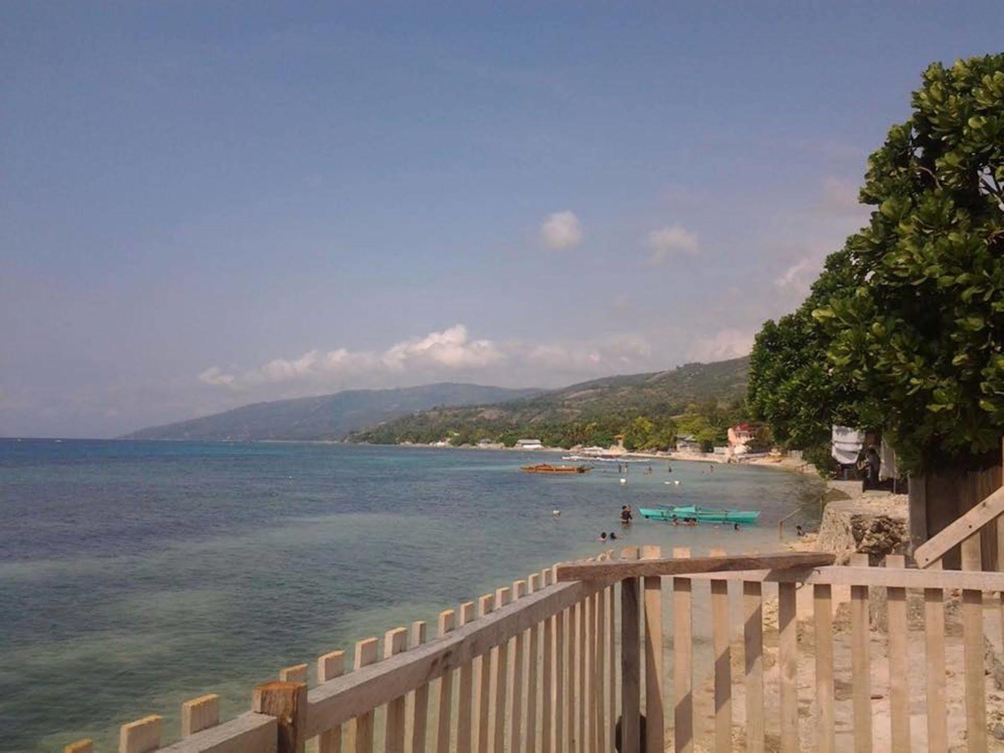 Cronin Residence Resort Oslob Exterior foto